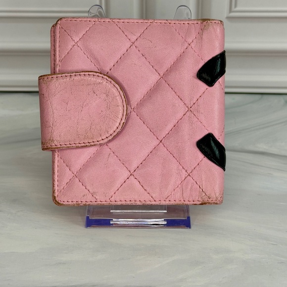 Chanel Pink Cambon Compact Bifold Wallet – Authentic | Full Set & COA - Picture 4 of 12